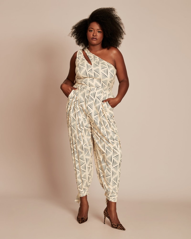 Front of a model wearing a size 12 The Nell Harem Pant in Nude by 11 Honoré Collection. | dia_product_style_image_id:231270